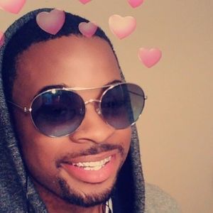 Meet your Posher, Lorenzo